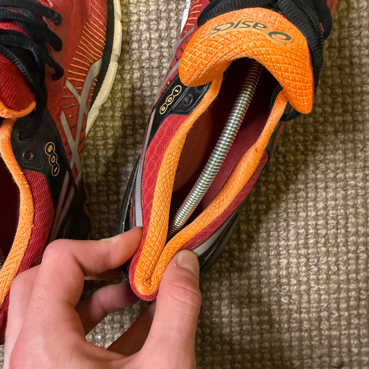 ASICS KINSEI 6 (9.5)