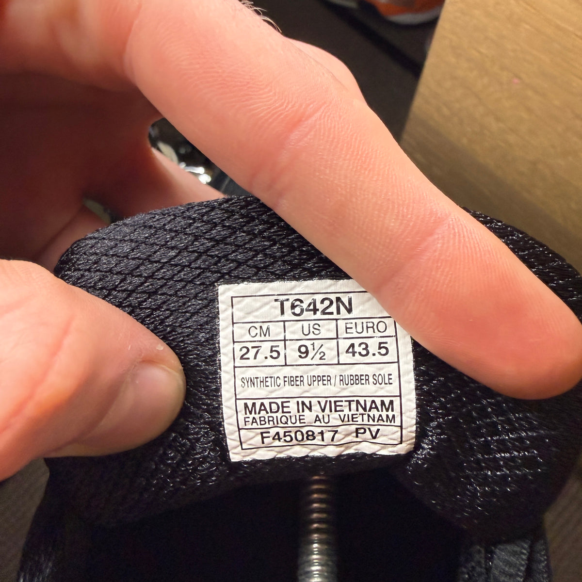 ASICS KINSEI 6 (9.5)