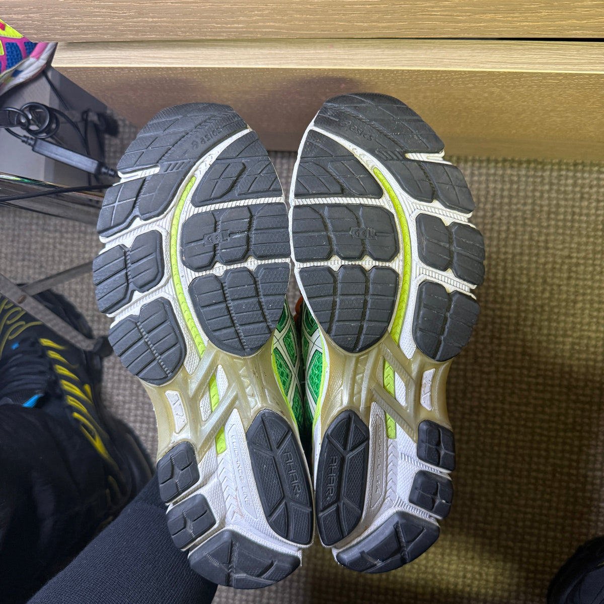 ASICS GT-2000 (8.5)