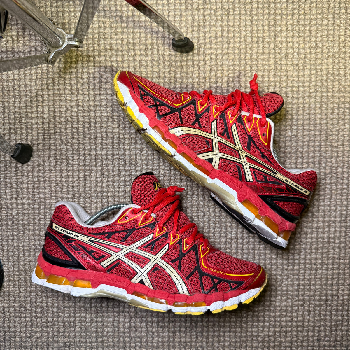 ASICS KAYANO 20 (8.5)