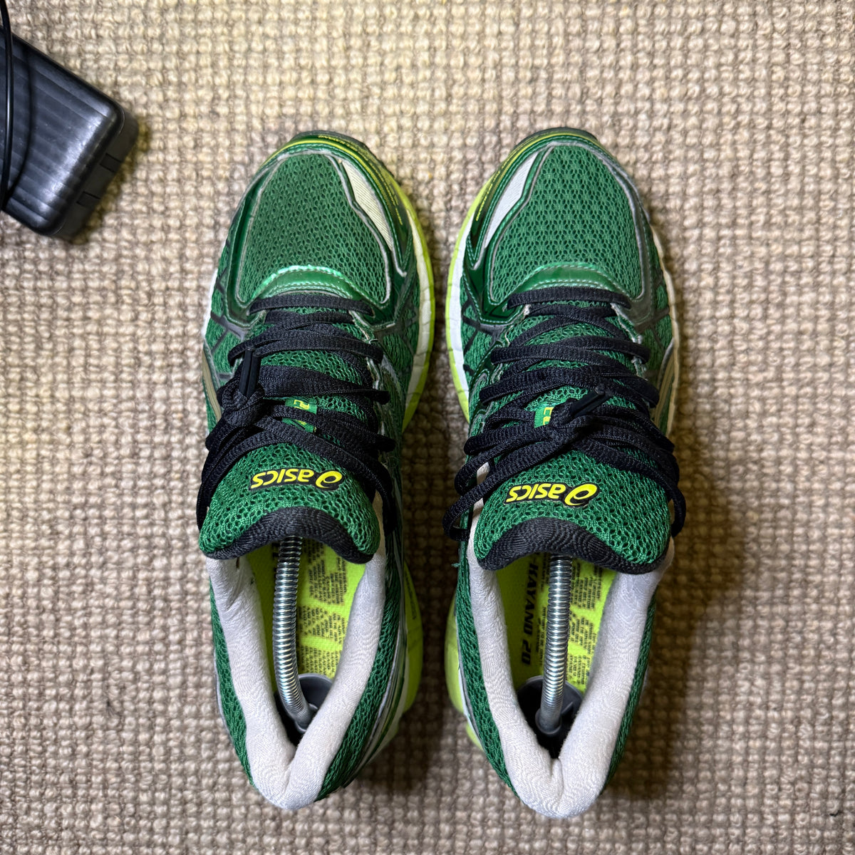 ASICS KAYANO 20 (7.5)