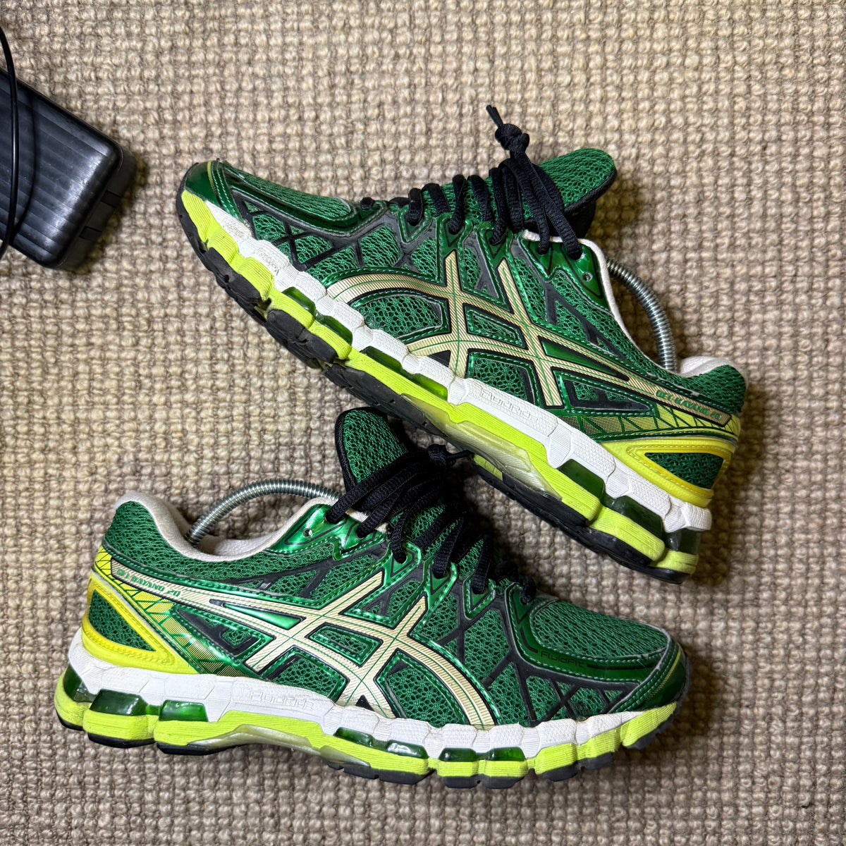 ASICS KAYANO 20 (7.5)