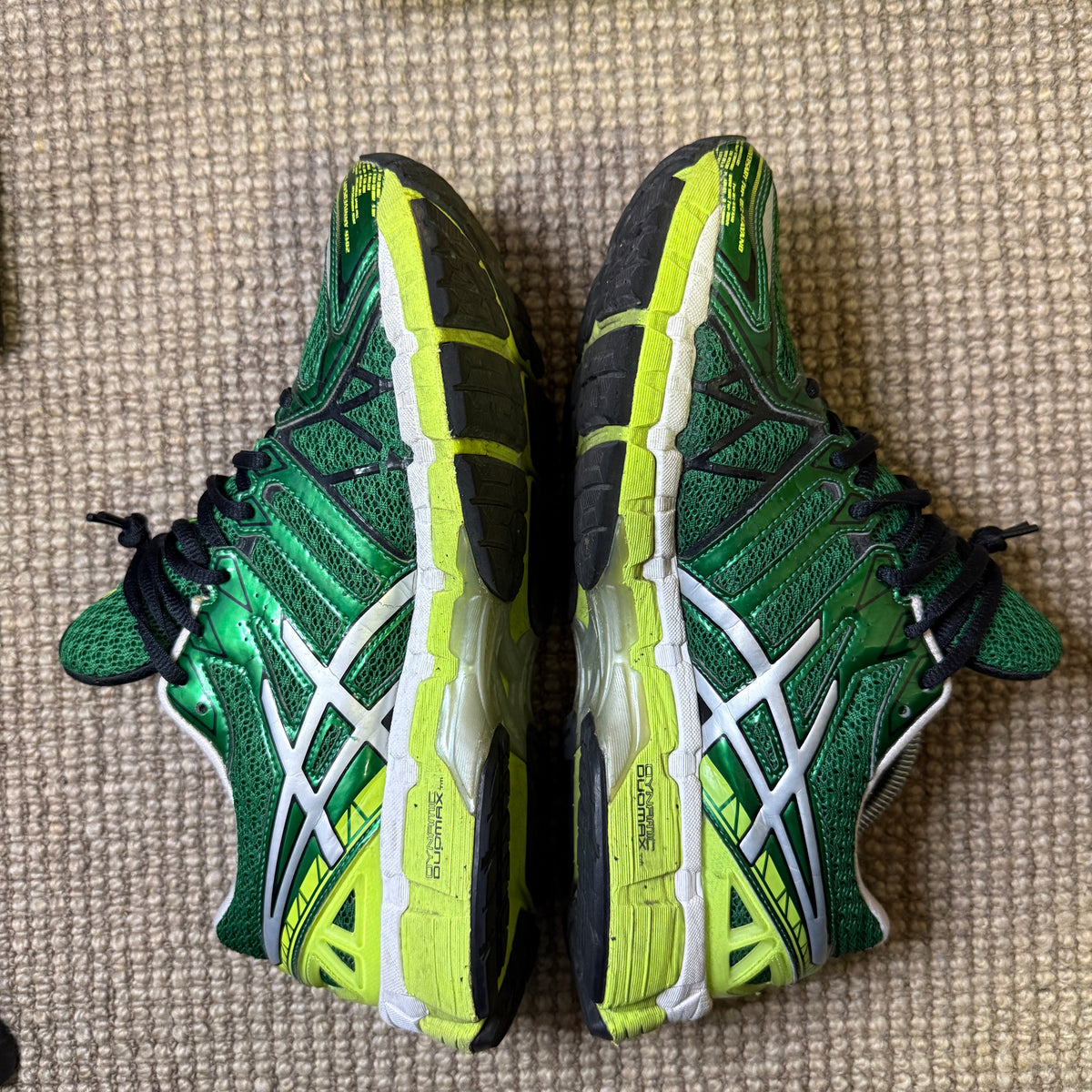 ASICS KAYANO 20 (8.5)