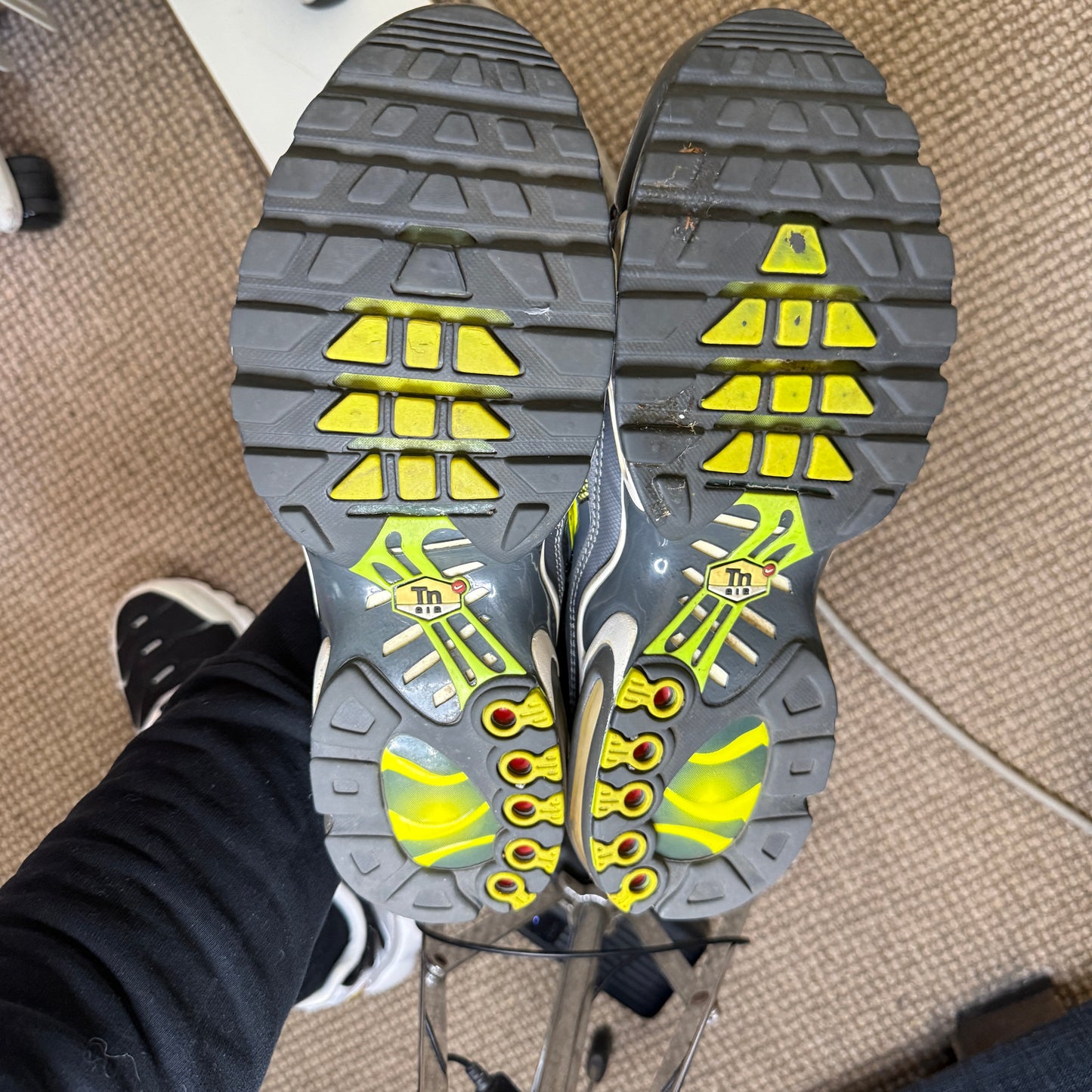 NIKE TN VENOM (10.5)