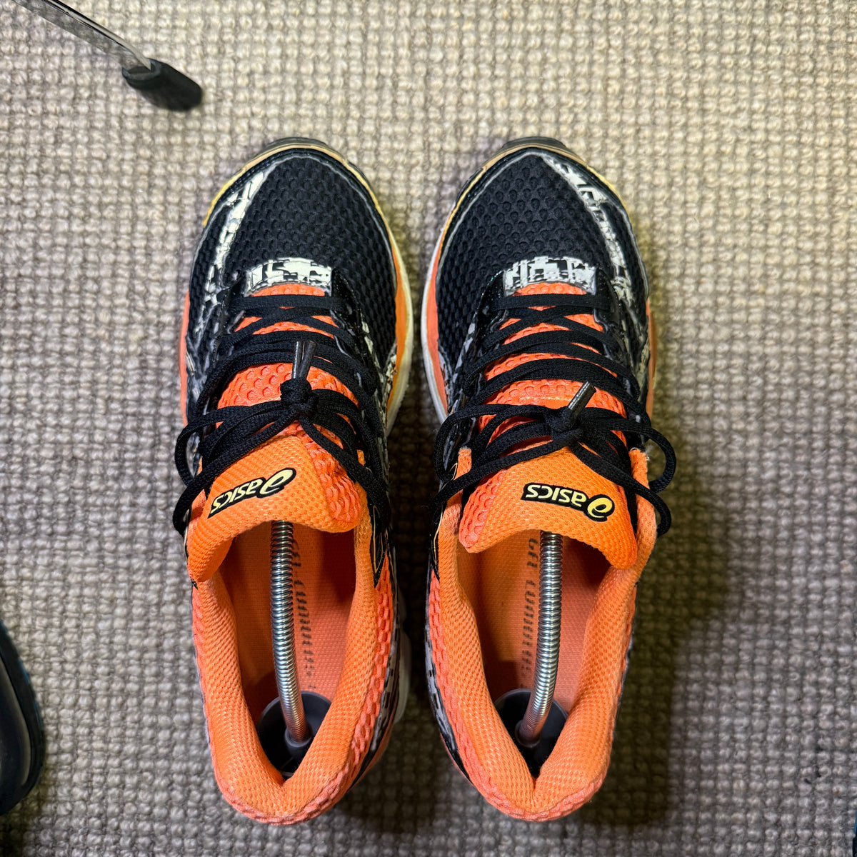 ASICS CUMULUS 16 (8.5)