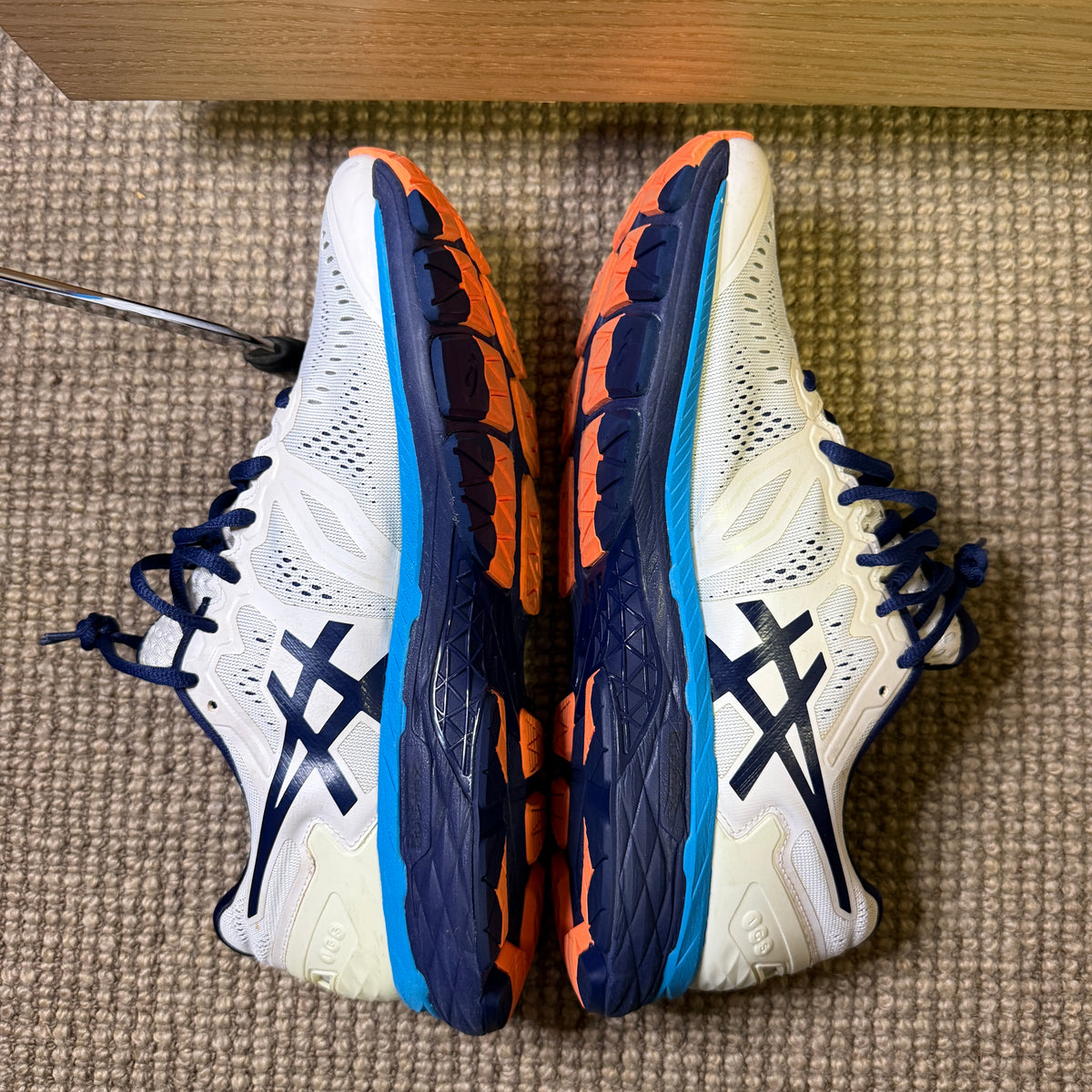 ASICS KAYANO 23 (9.5)