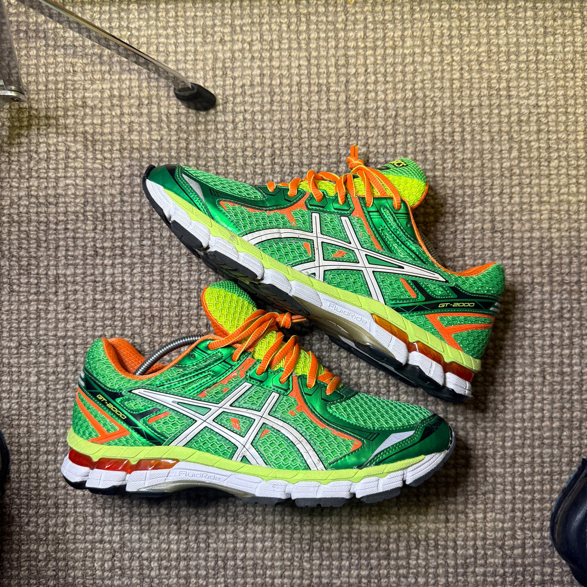 ASICS GT-2000 (8.5)