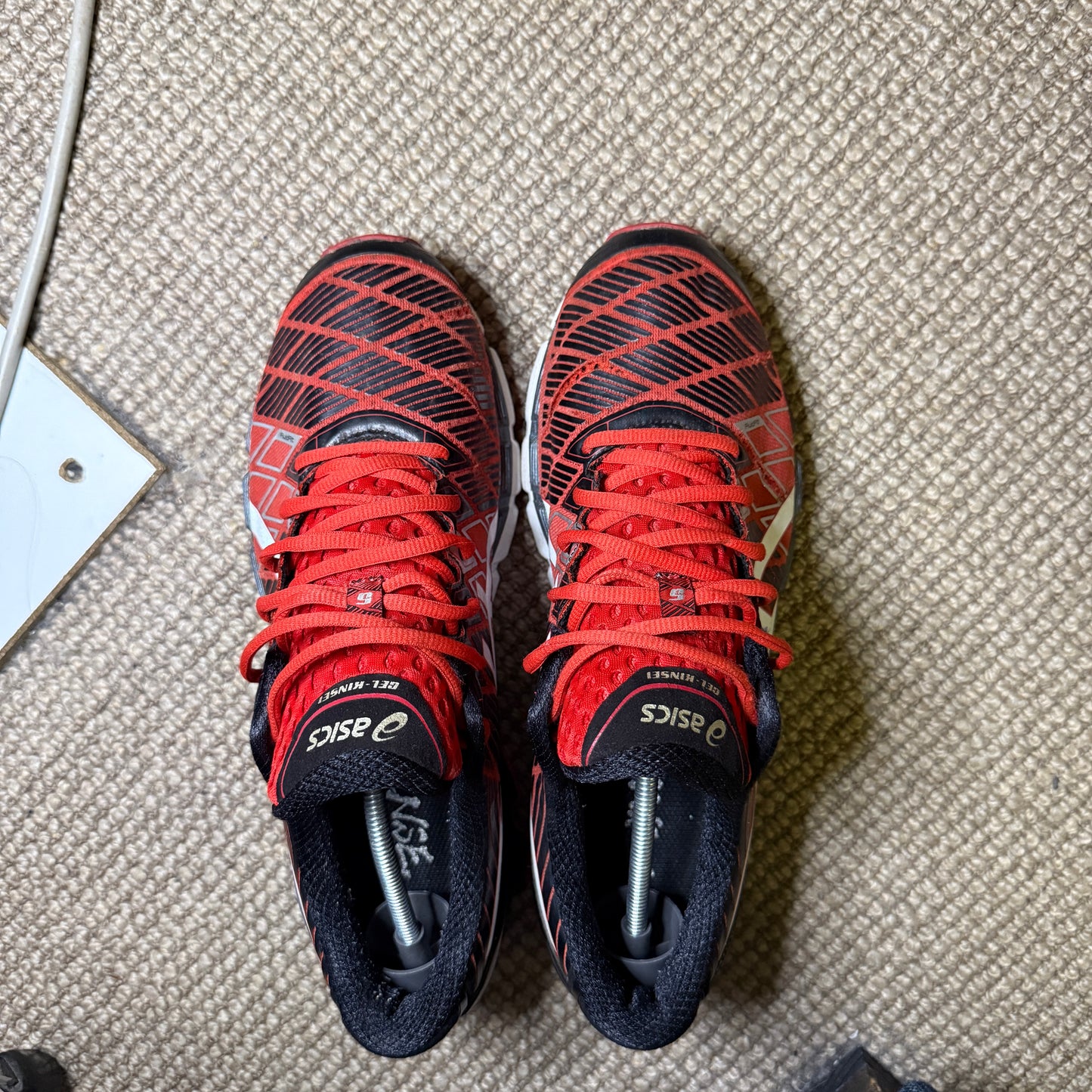 ASICS KINSEI 5 (9.5)