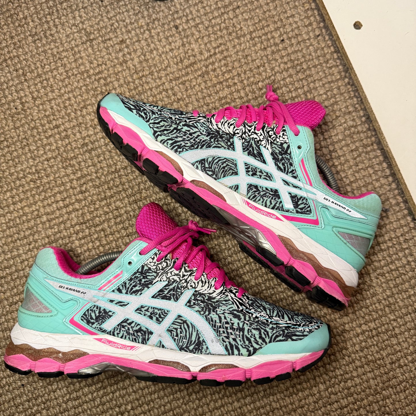ASICS AQUA SPLASH LITE SHOW (10)
