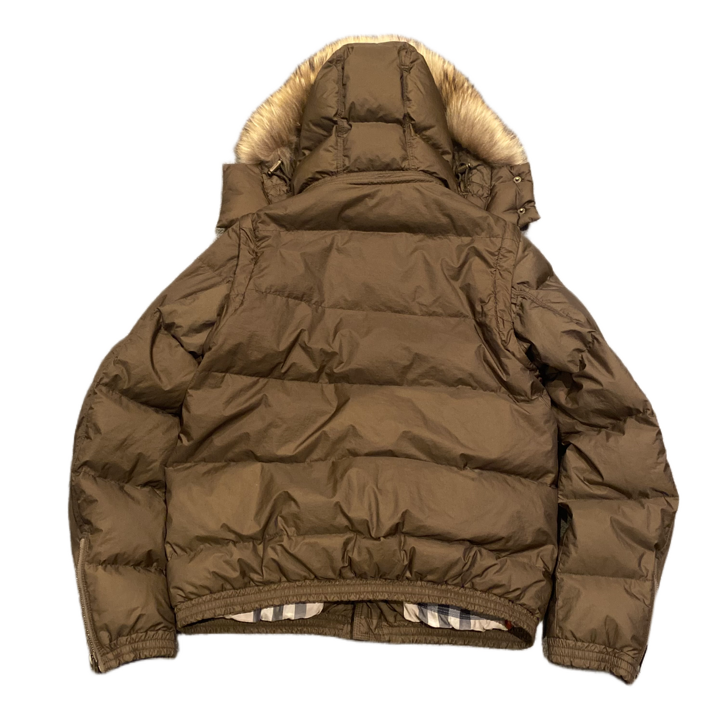 BURBERRY PUFFER JACKET (M)