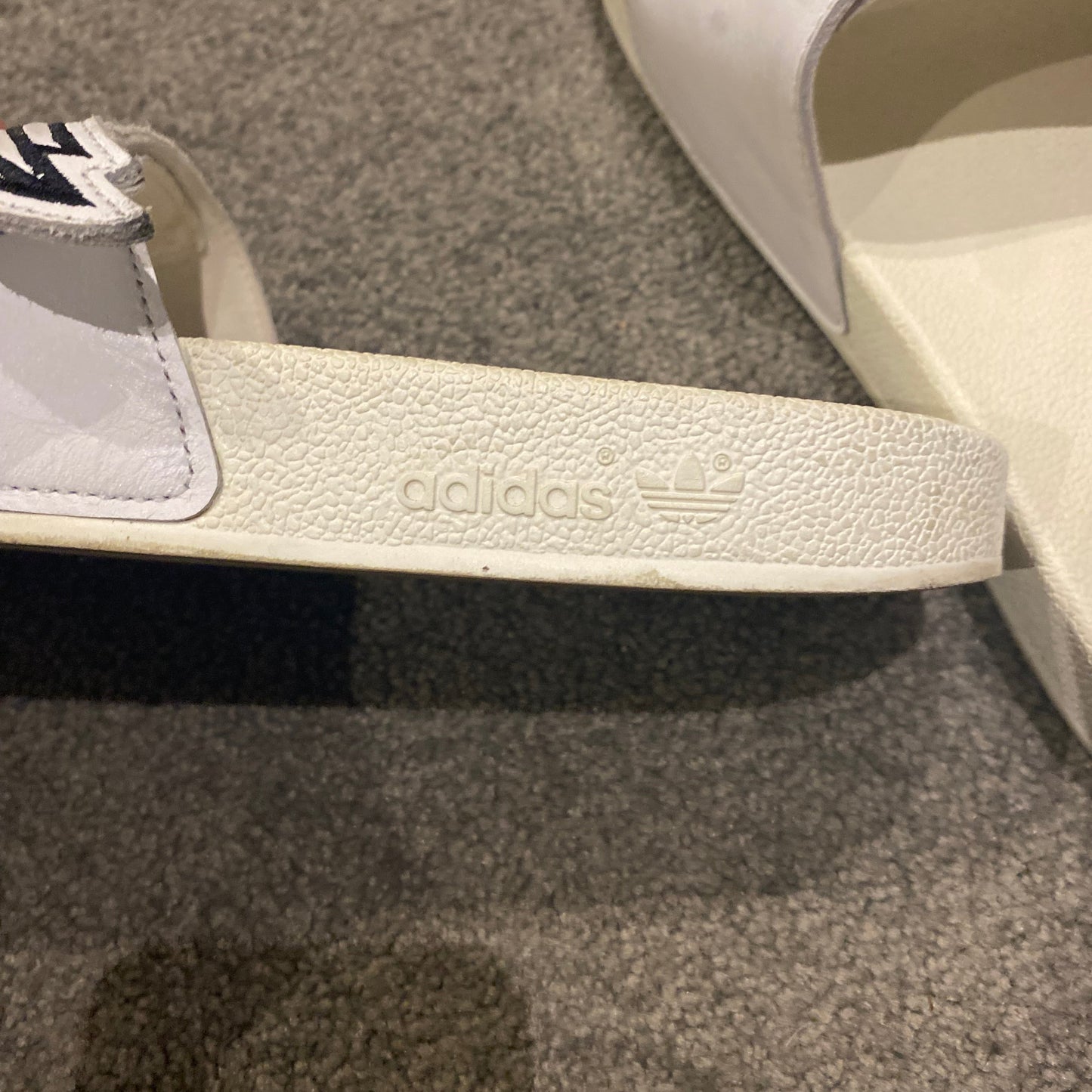 JEREMY SCOTT SLIDES (10)