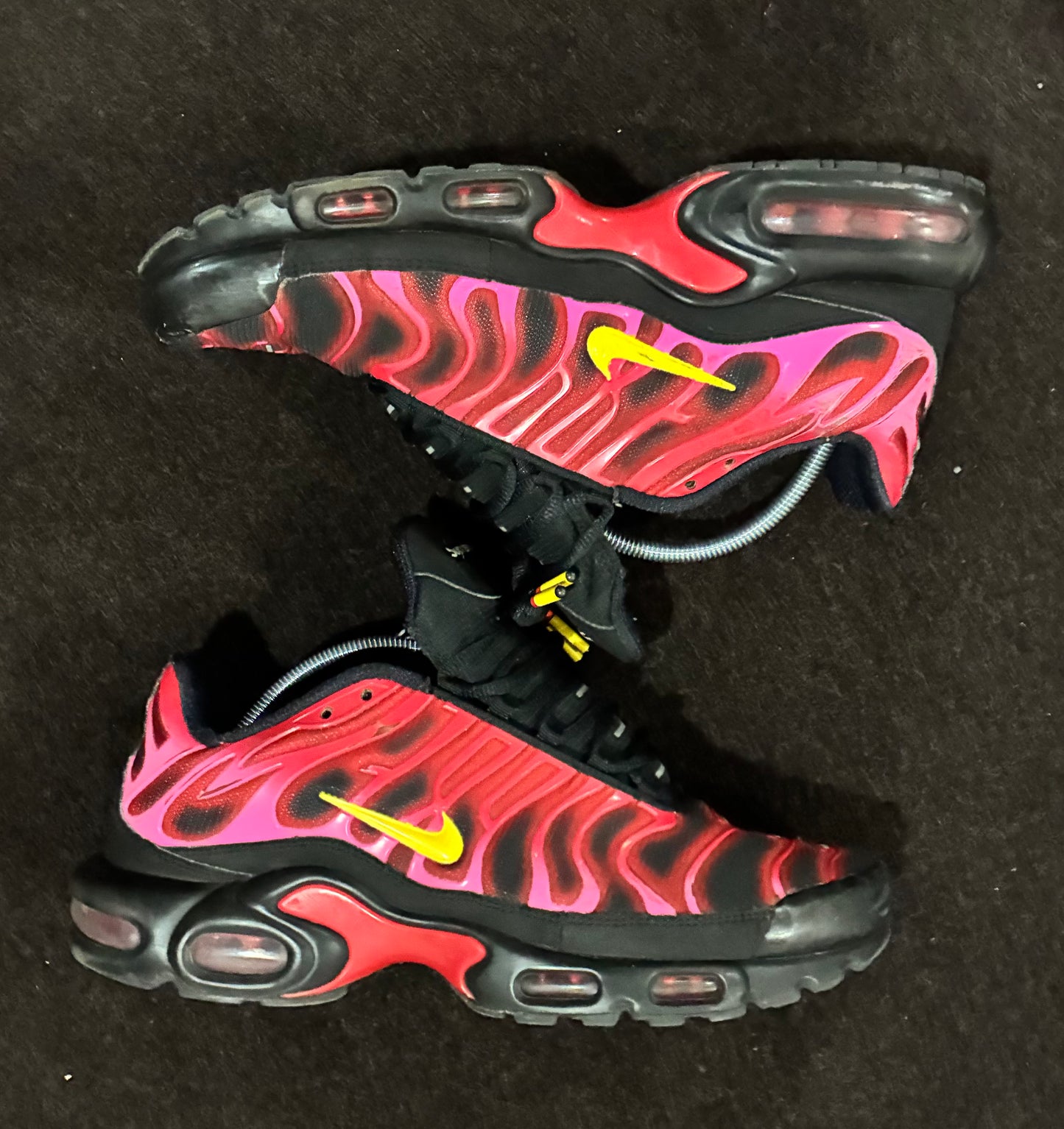 NIKE TN X SUPREME (10.5)