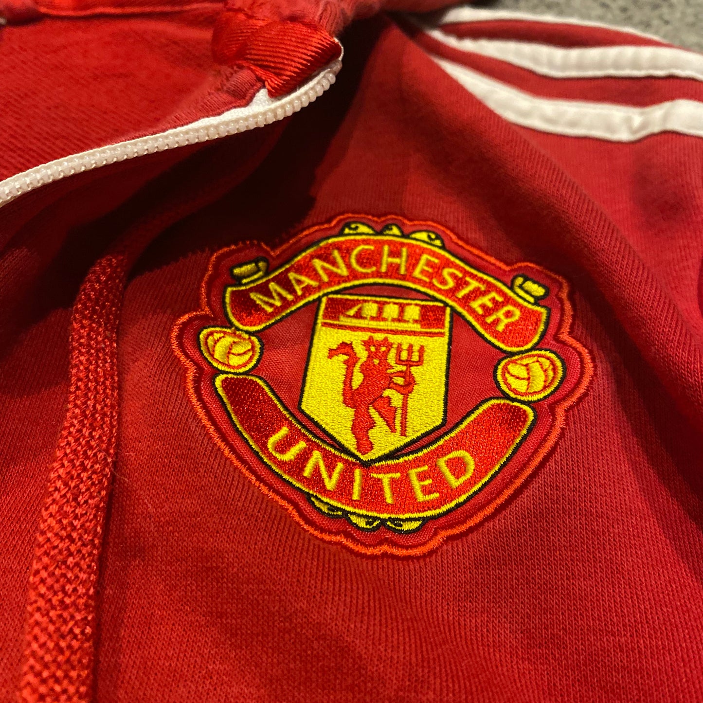 ADIDAS MANCHESTER UNITED JACKET (M)