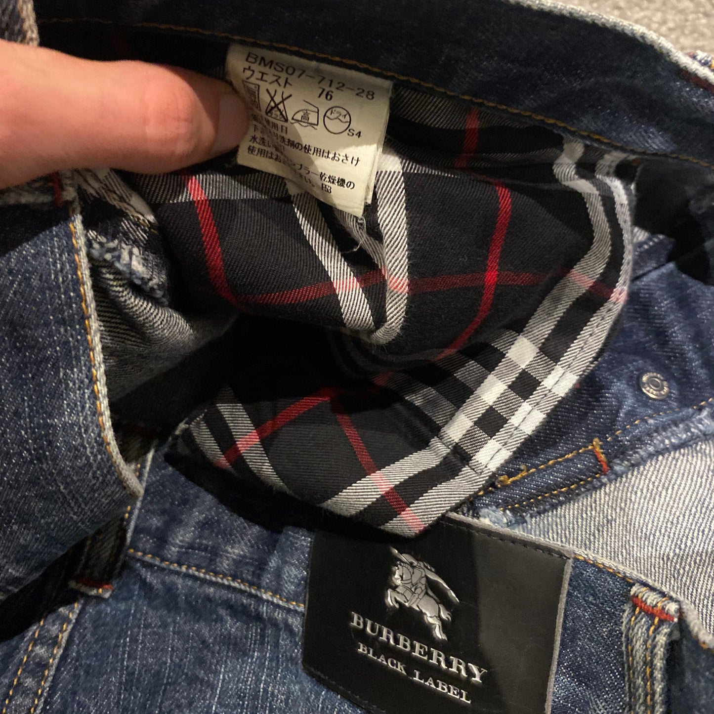 BURBERRY BLACK LABEL JEANS (34)