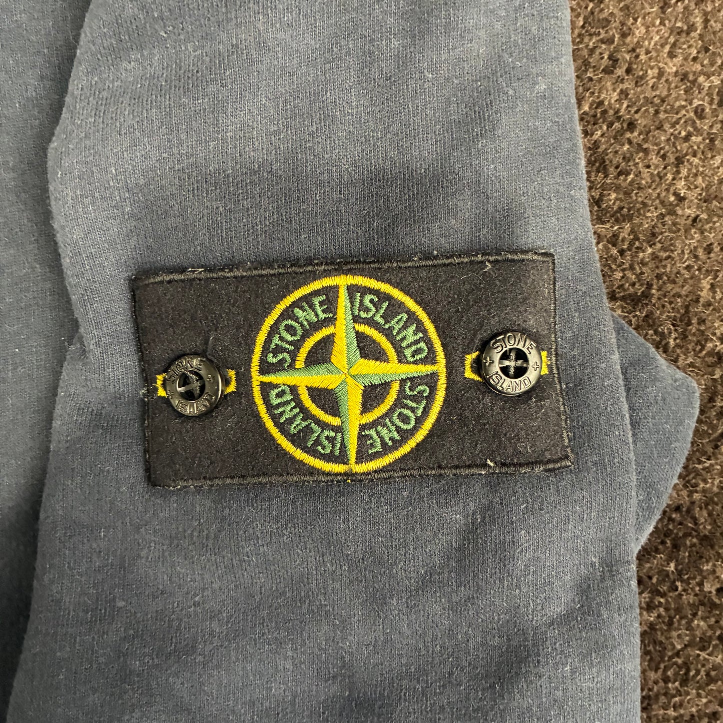 STONE ISLAND HOODIE (S)