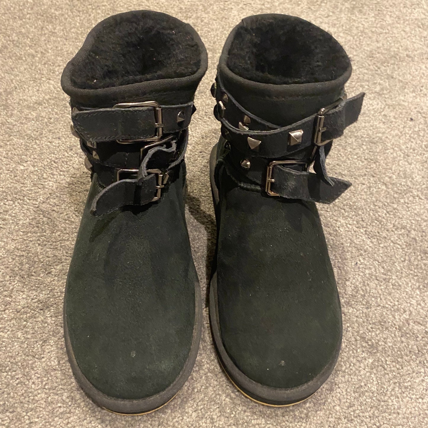 UGG BOOT (8)