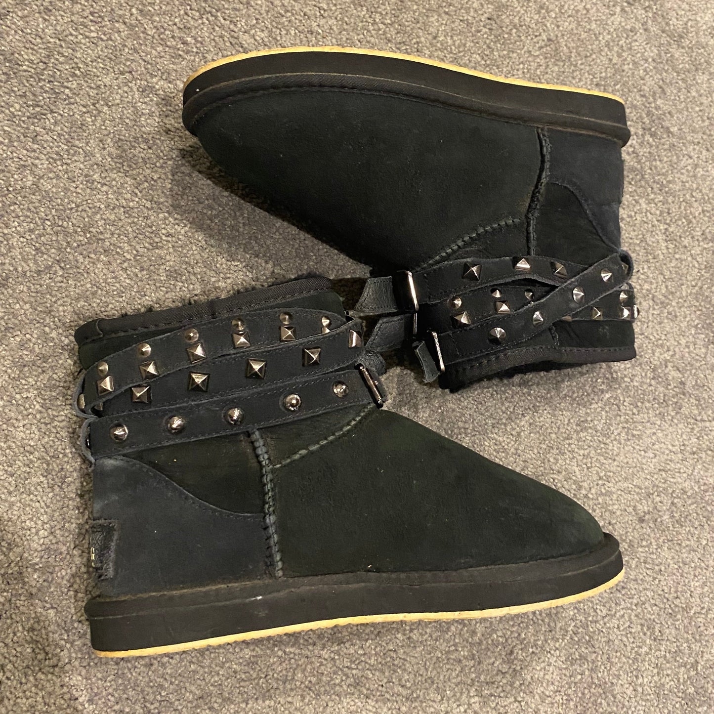 UGG BOOT (8)