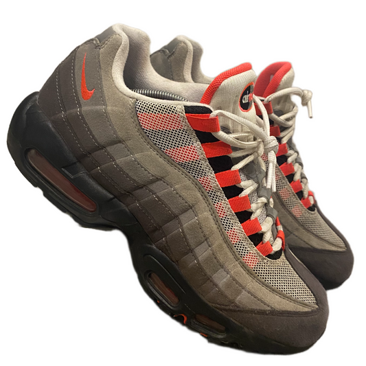 NIKE AIR MAX 95 "SOLAR RED' (9)