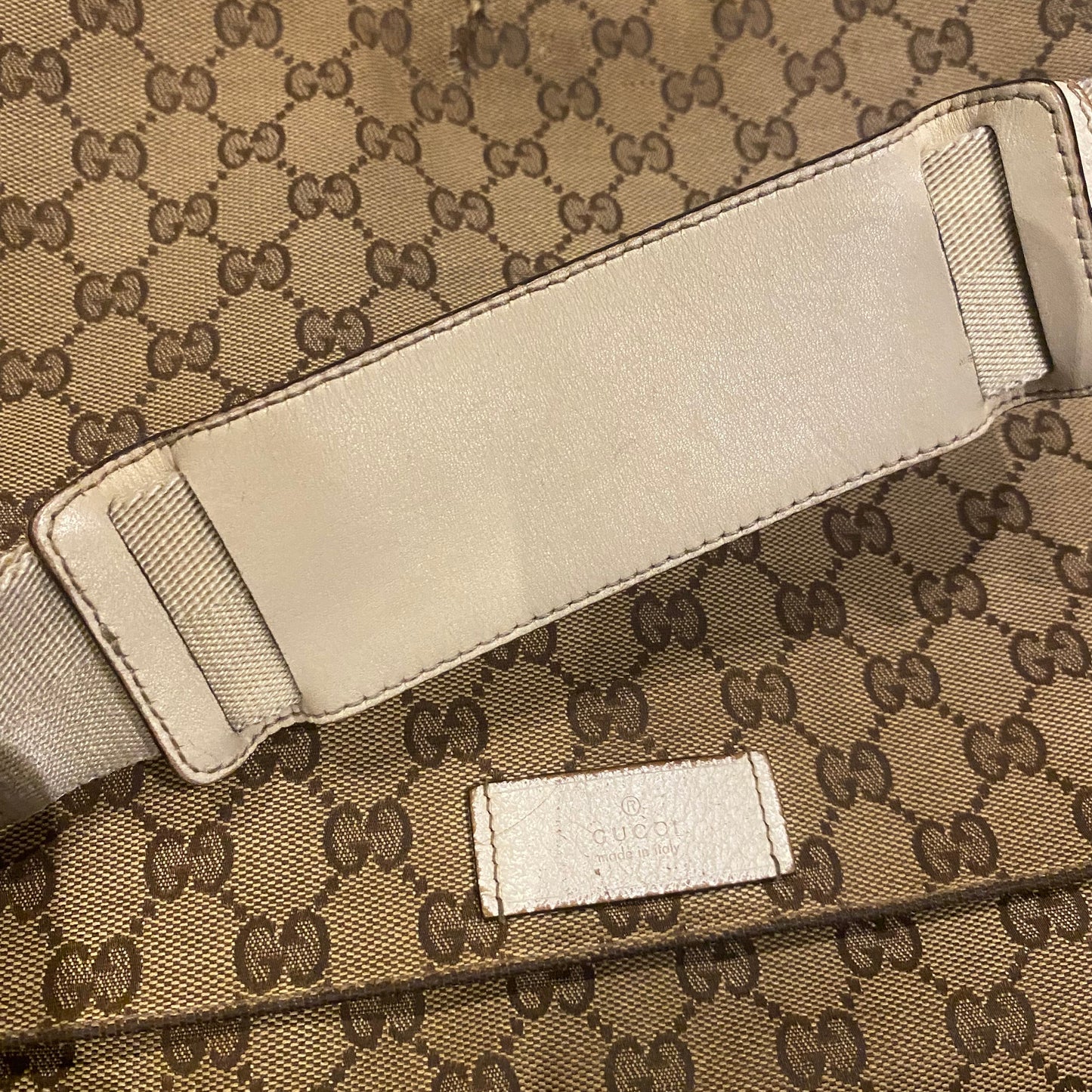 GUCCI SATCHEL BAG (L)