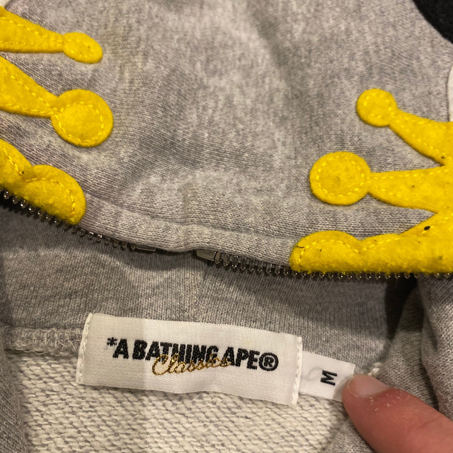 BAPE FULL ZIP HOODIE (M)