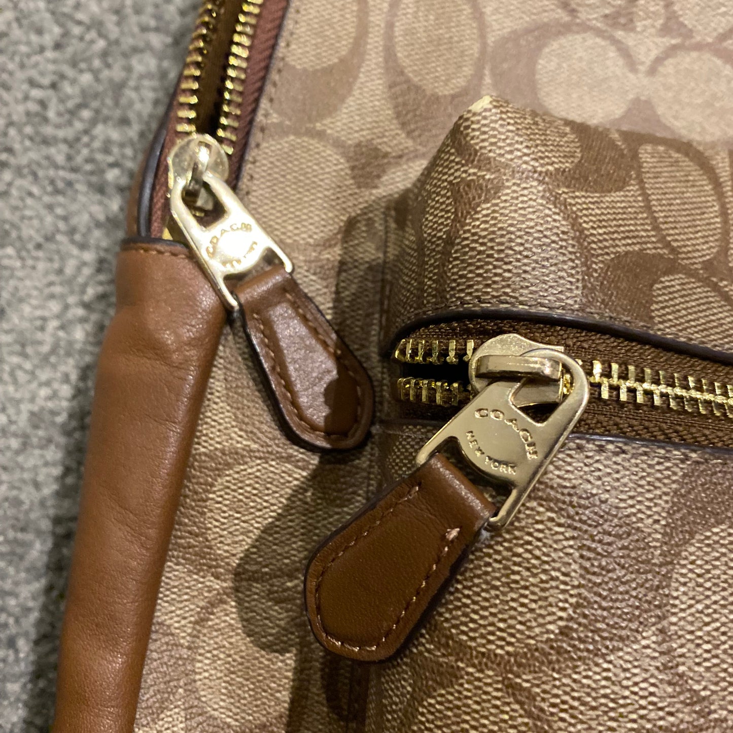 COACH BACKPACK (0S)