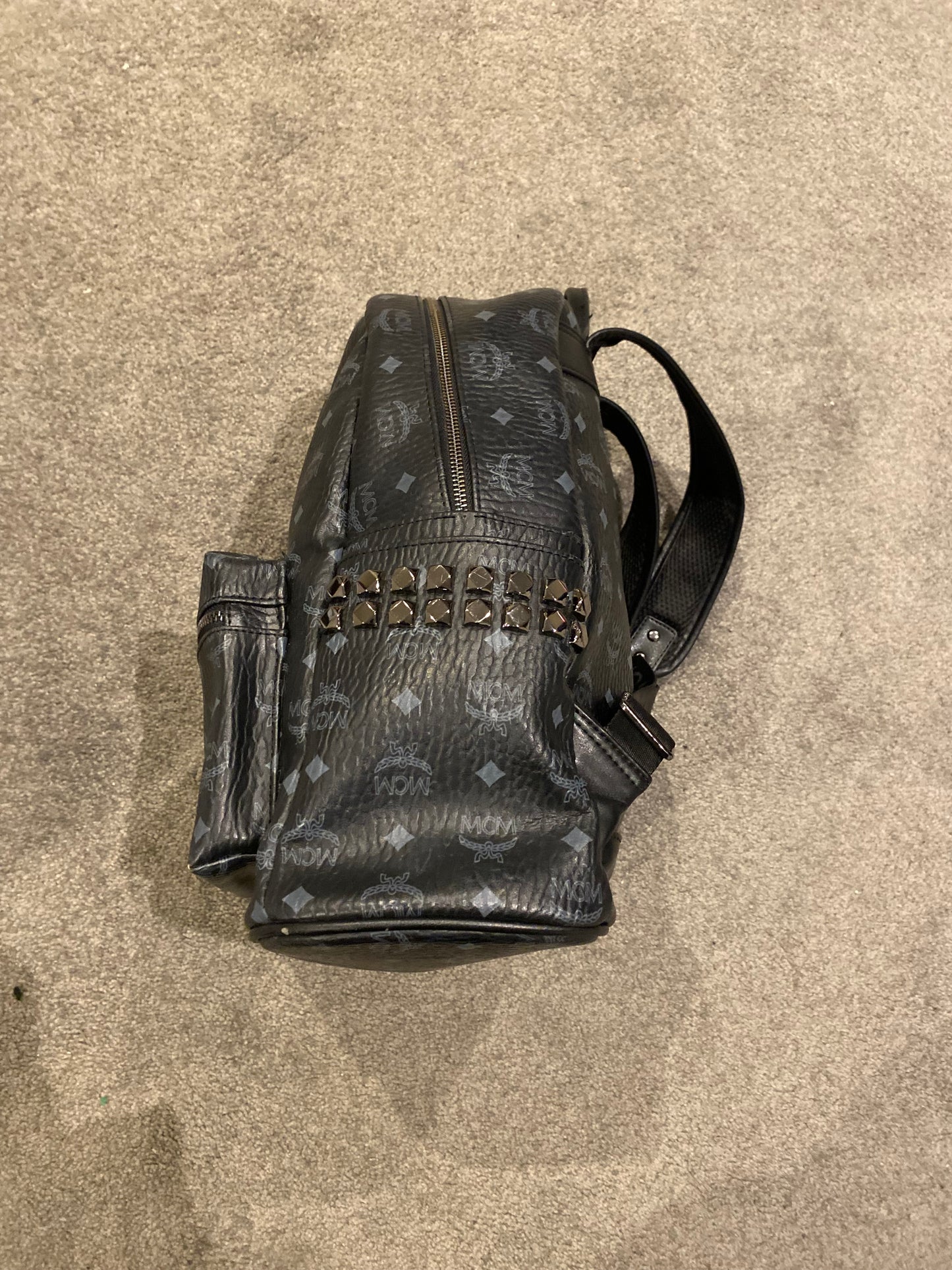 MCM BACKPACK (L)