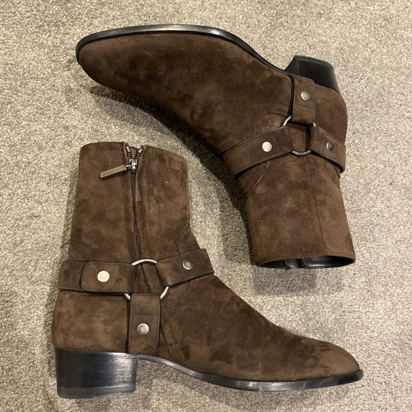 SAINT LAURENT PARIS WYATT BOOT (41)