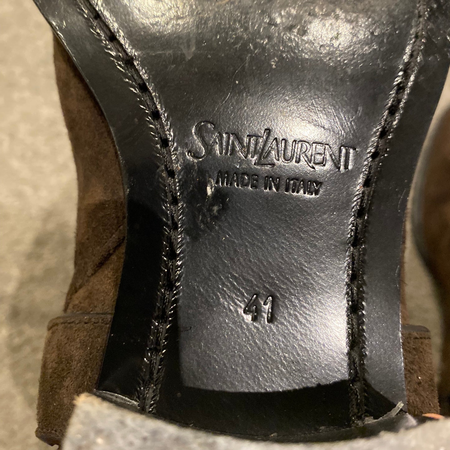 SAINT LAURENT PARIS WYATT BOOT (41)