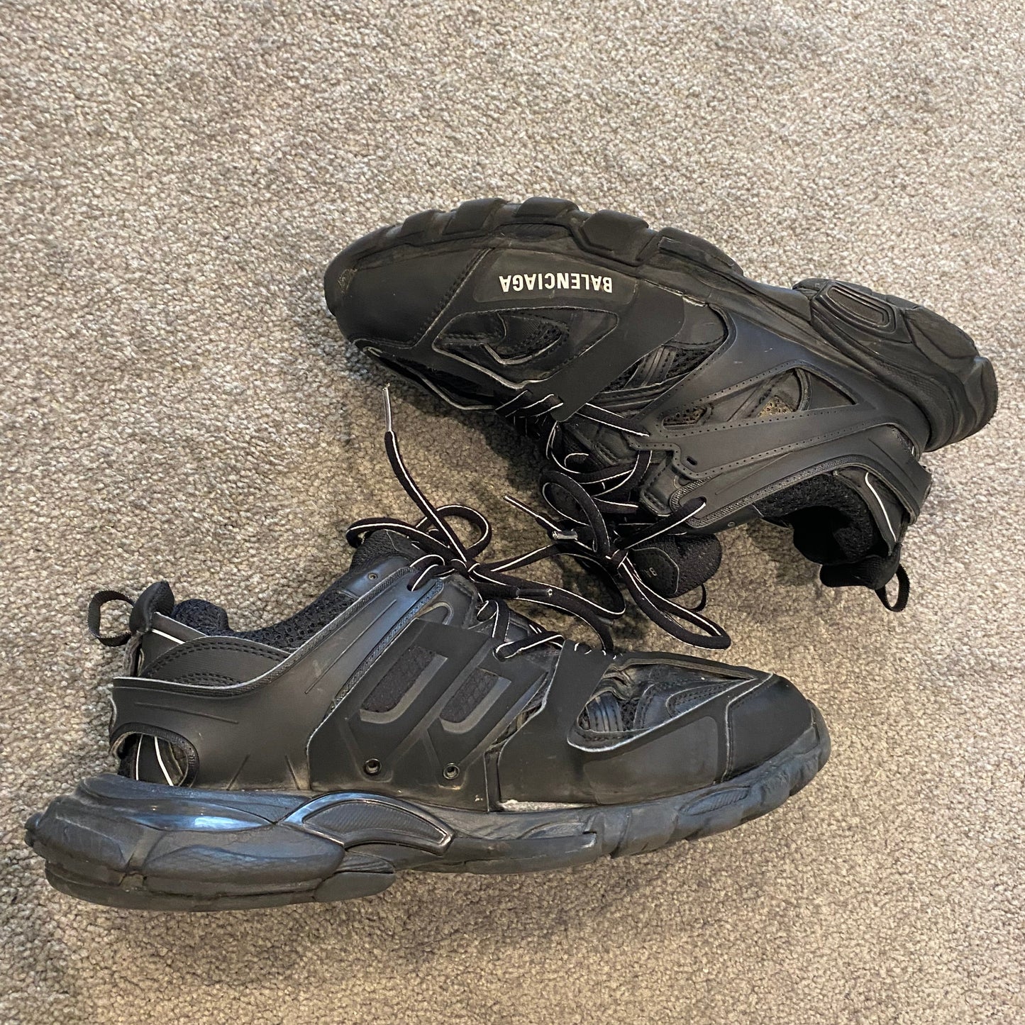 BALENCIAGA TRACKS (44)