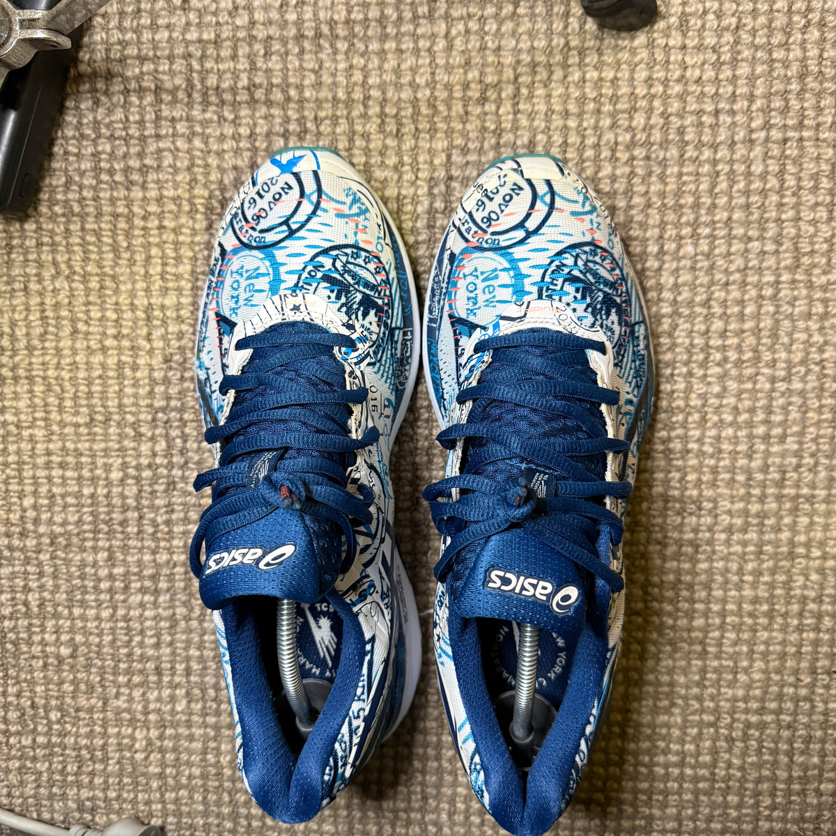 ASICS KAYANO 23 (8.5)