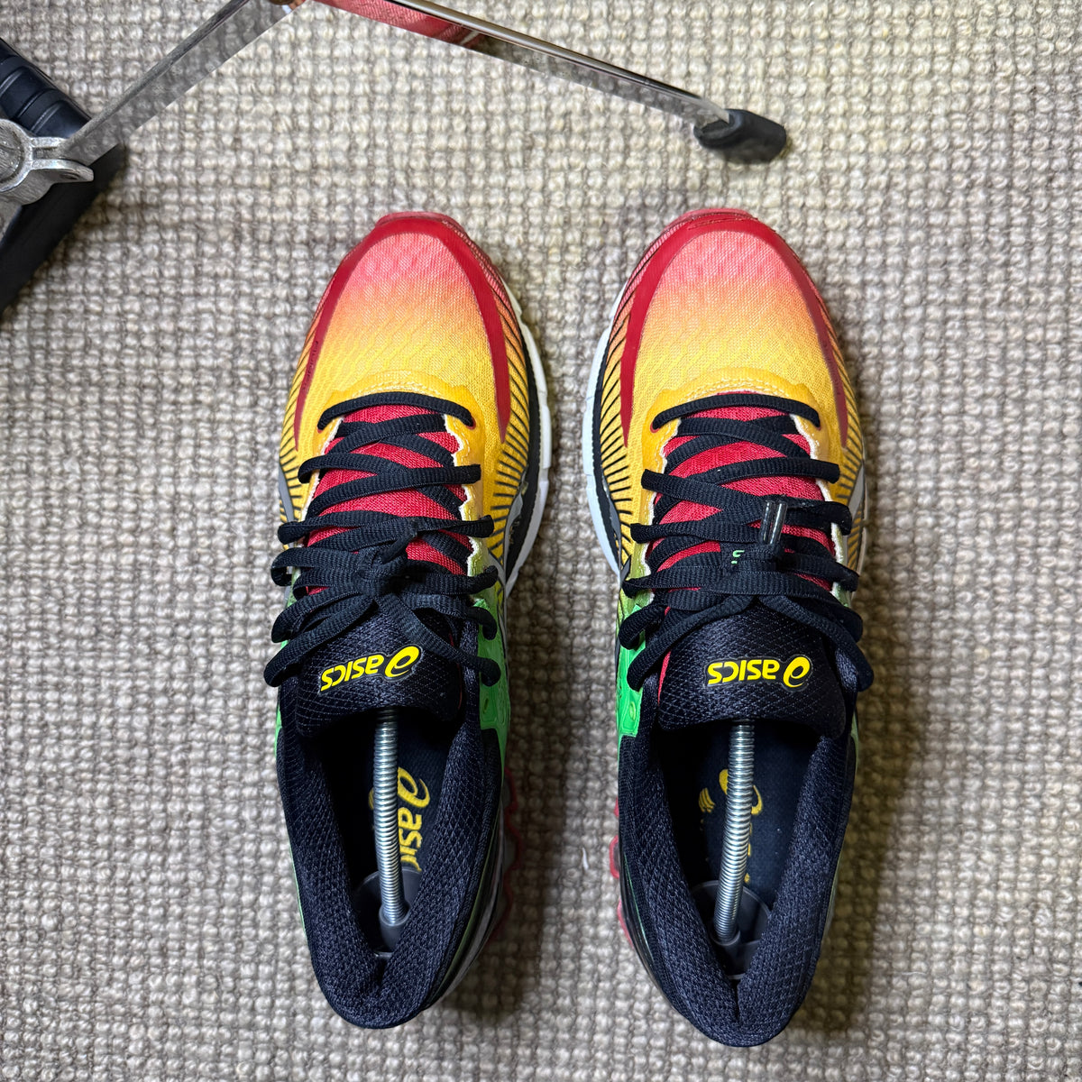ASICS KINSEI 6 (8.5)