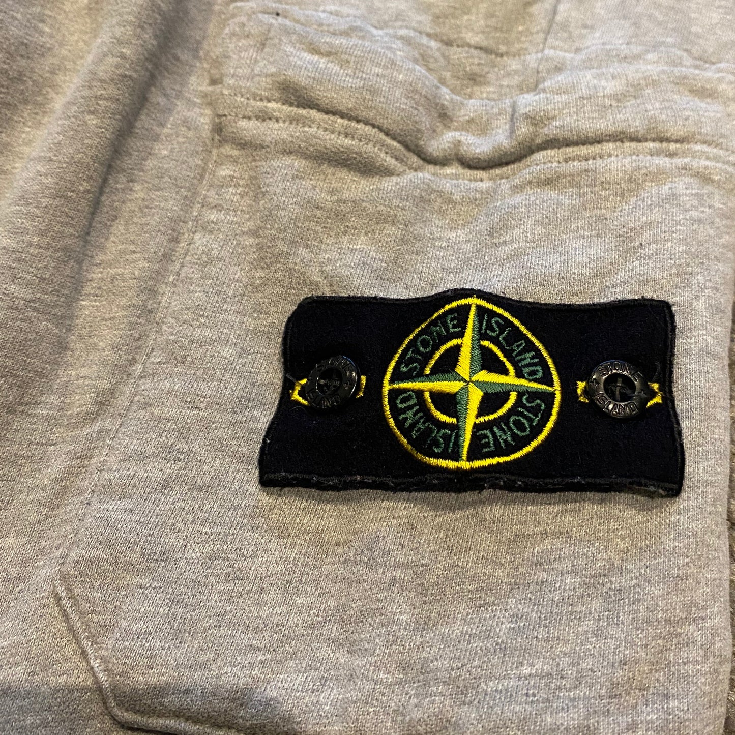 STONE ISLAND PANTS (S)