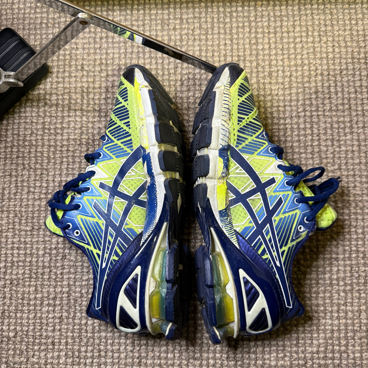 ASICS KINSEI 5 (8.5)
