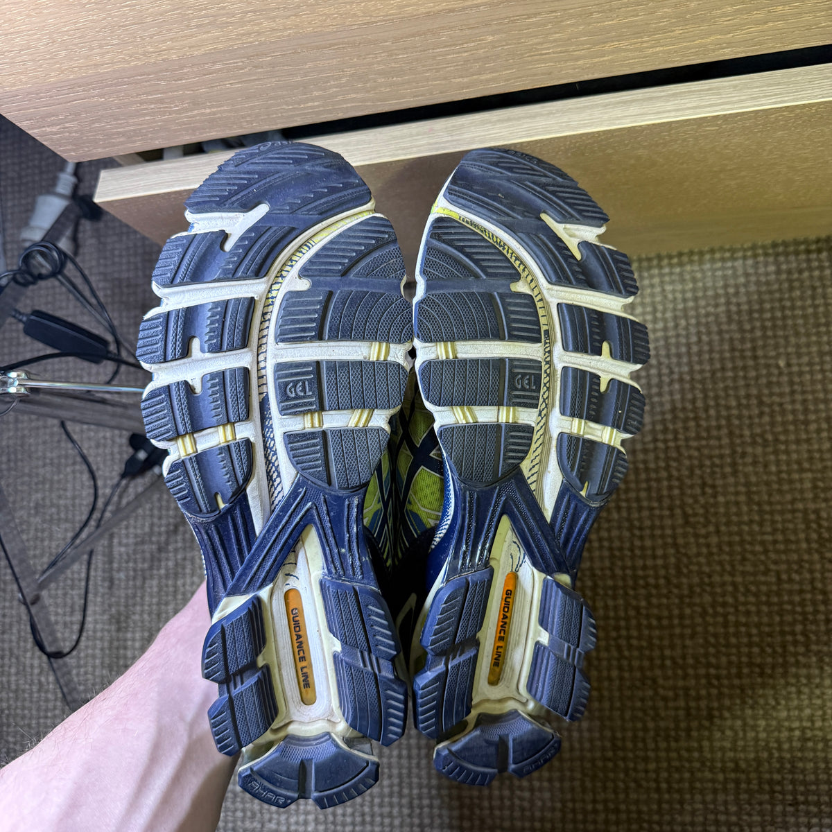 ASICS KINSEI 5 (8.5)