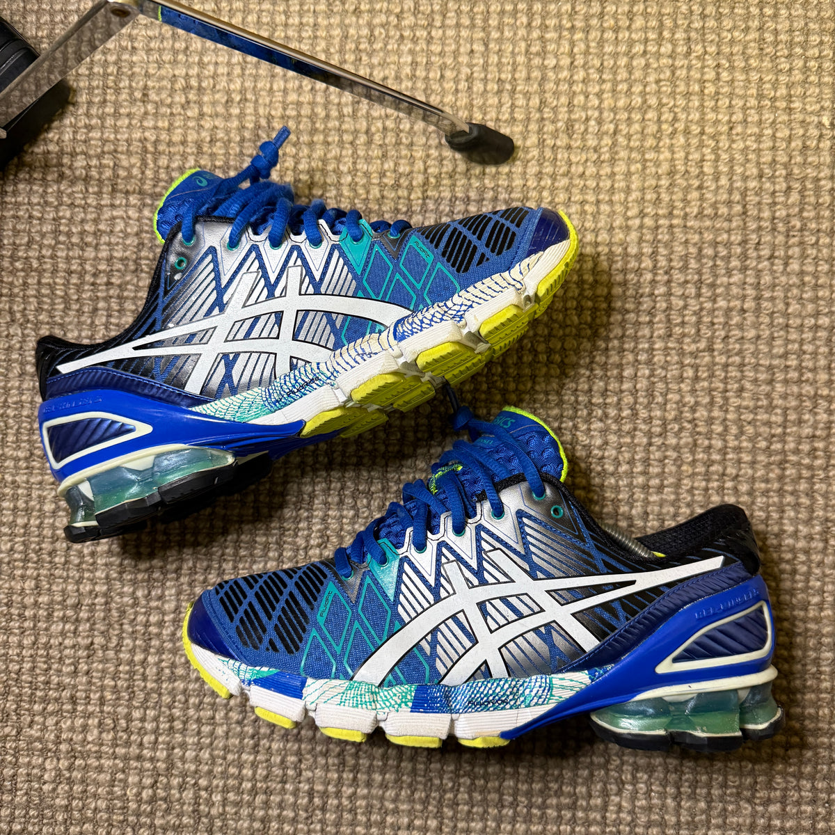 ASICS KINSEI 5 (8.5)