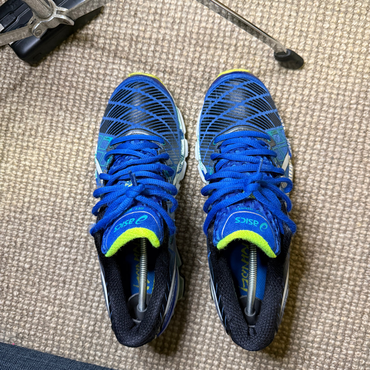 ASICS KINSEI 5 (8.5)