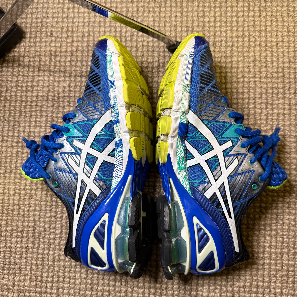 ASICS KINSEI 5 (8.5)