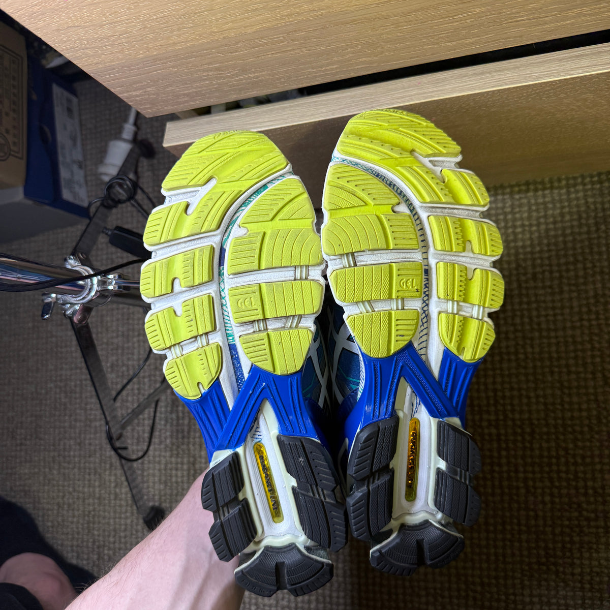 ASICS KINSEI 5 (8.5)