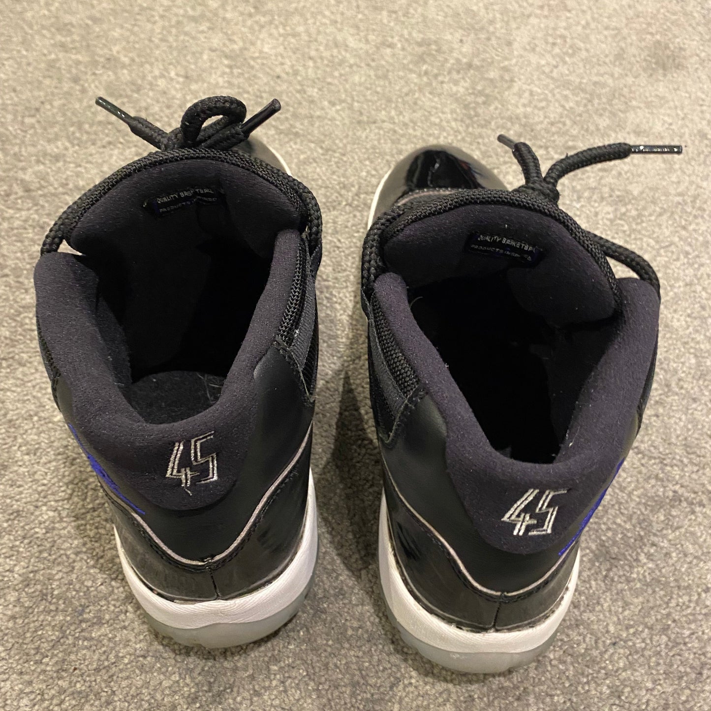 JORDAN 11 'SPACE JAM' (10.5)