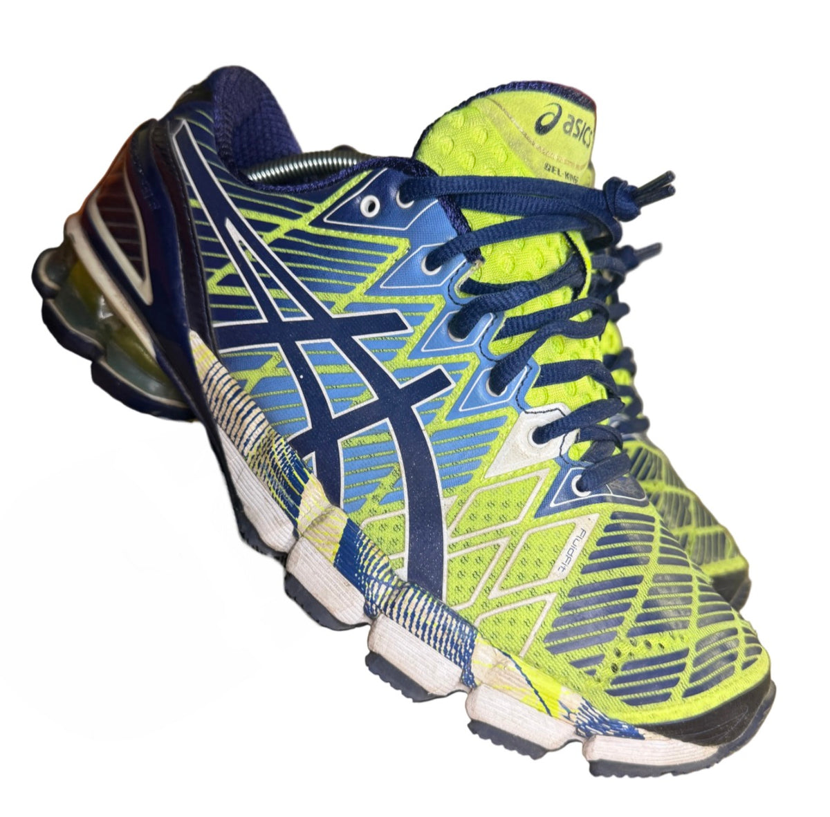 ASICS KINSEI 5 (8.5)