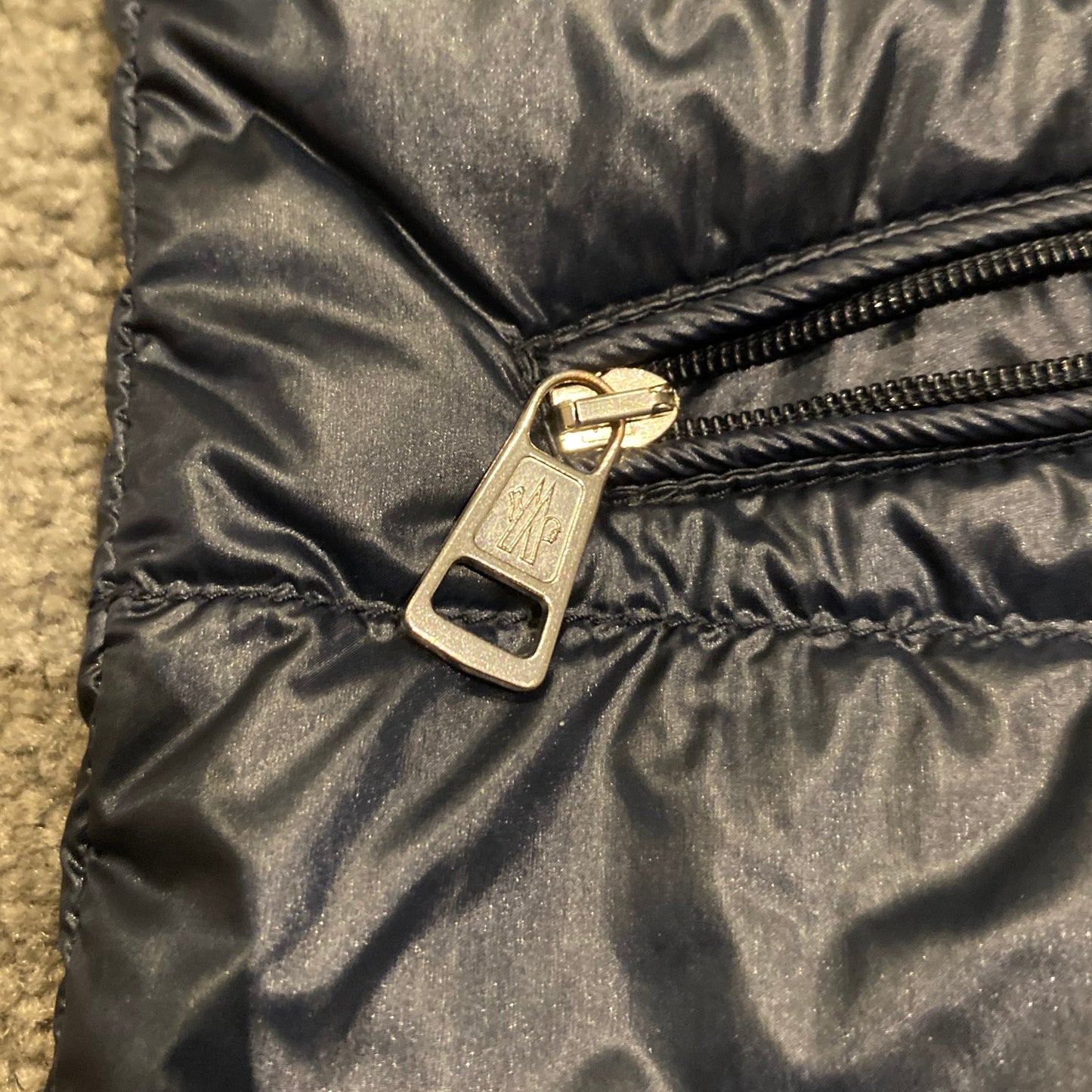 MONCLER GILET (XS)
