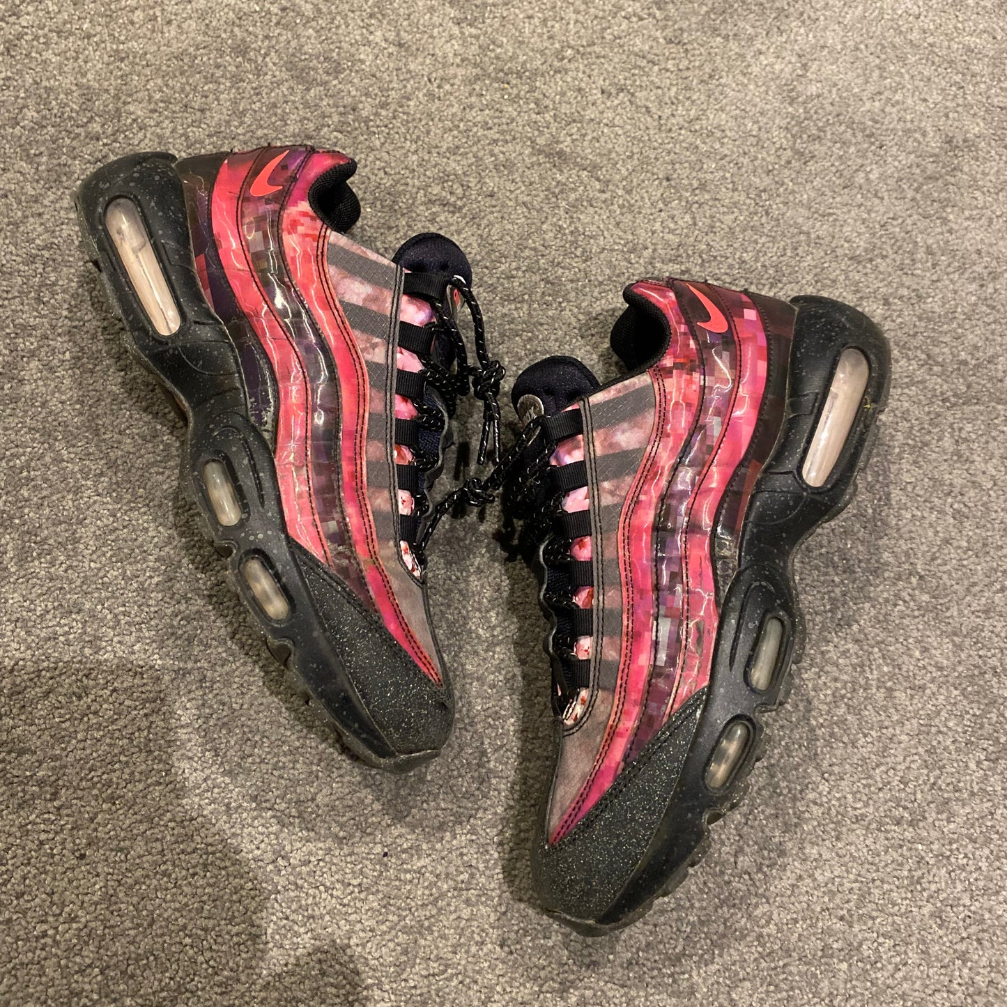 NIKE AIR MAX 95 'CHERRY BLOSSOMS' (9.5)