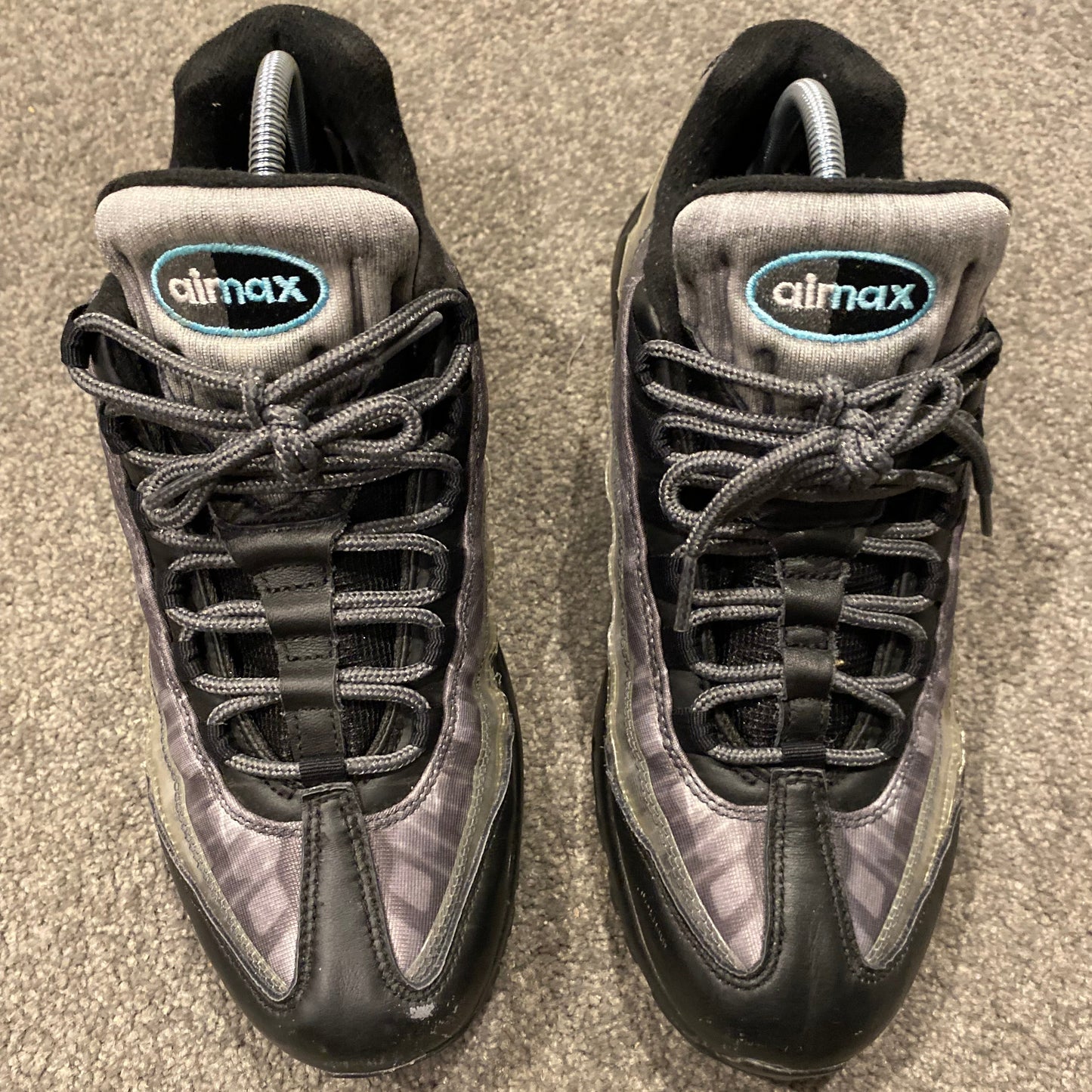 NIKE AIR MAX 95 (DNA) (9.5)