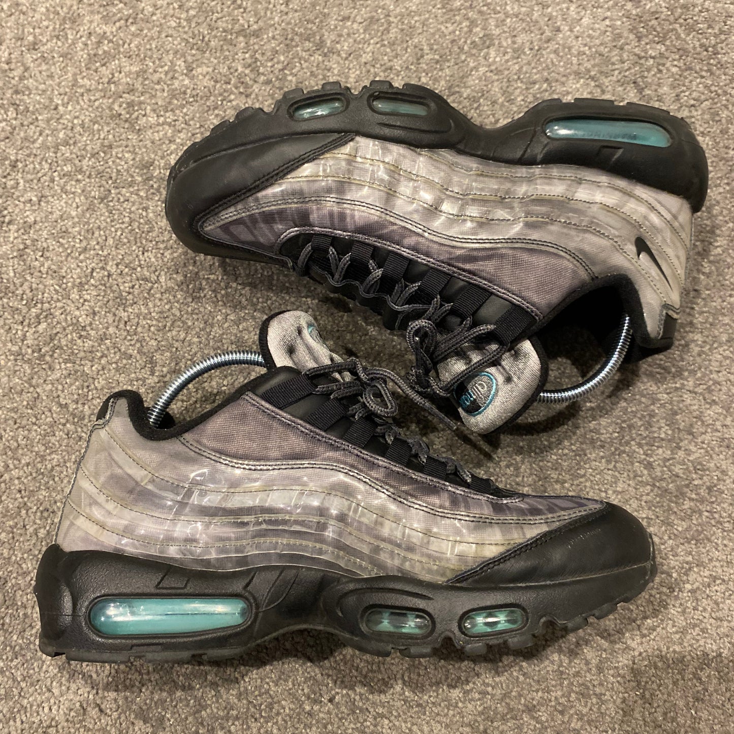 NIKE AIR MAX 95 (DNA) (9.5)