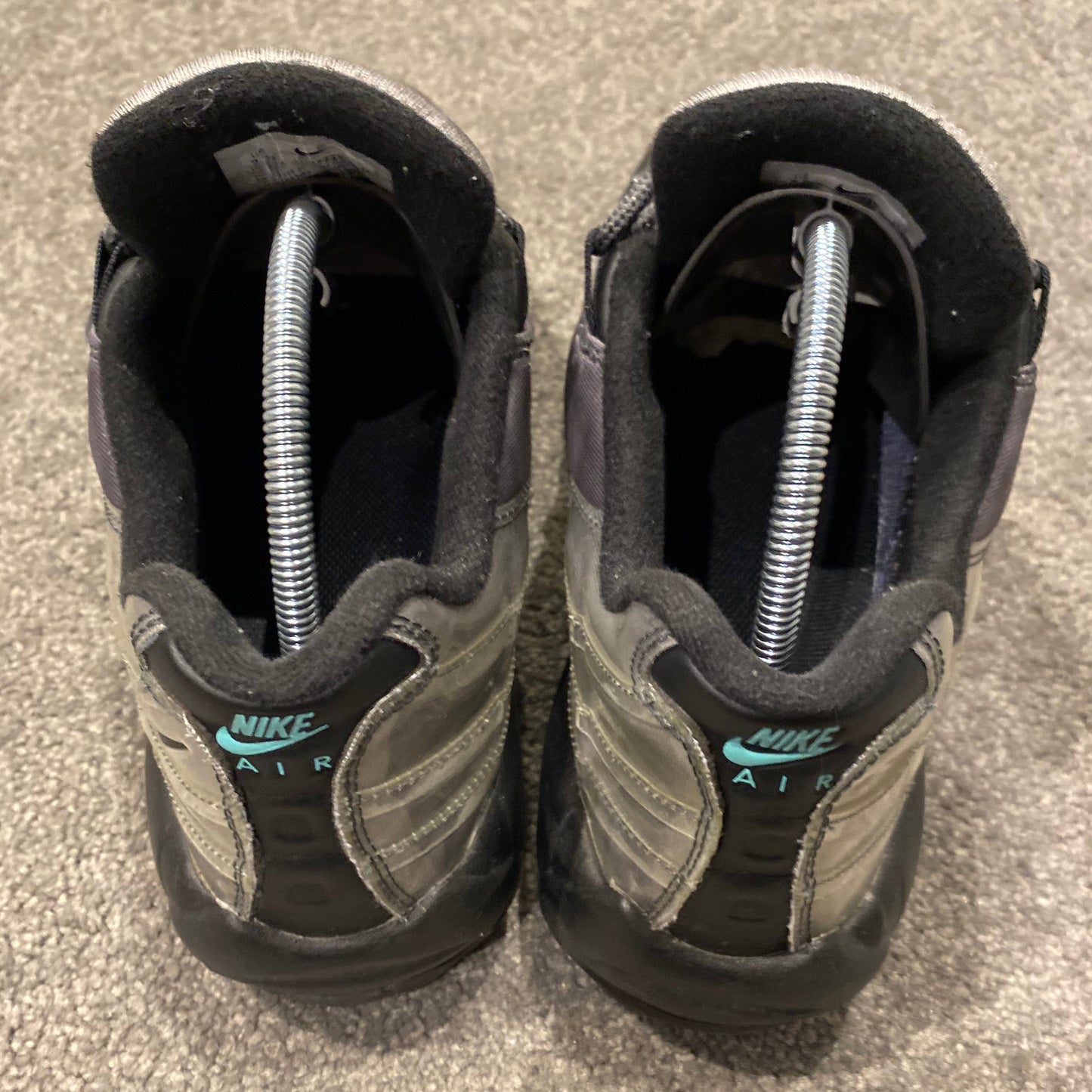 NIKE AIR MAX 95 (DNA) (9.5)