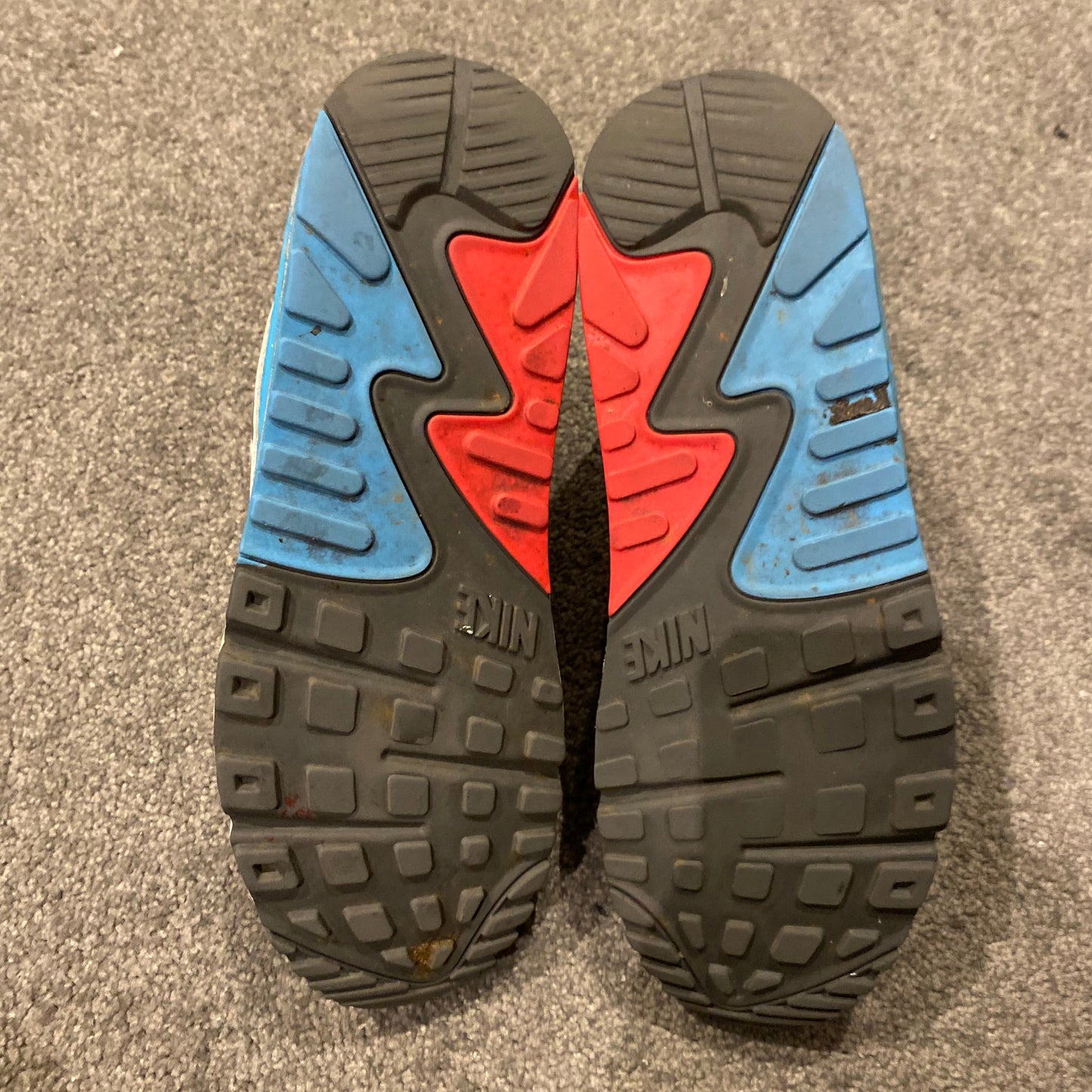 NIKE AIR MAX 90 (GREEDIES) (10.5)