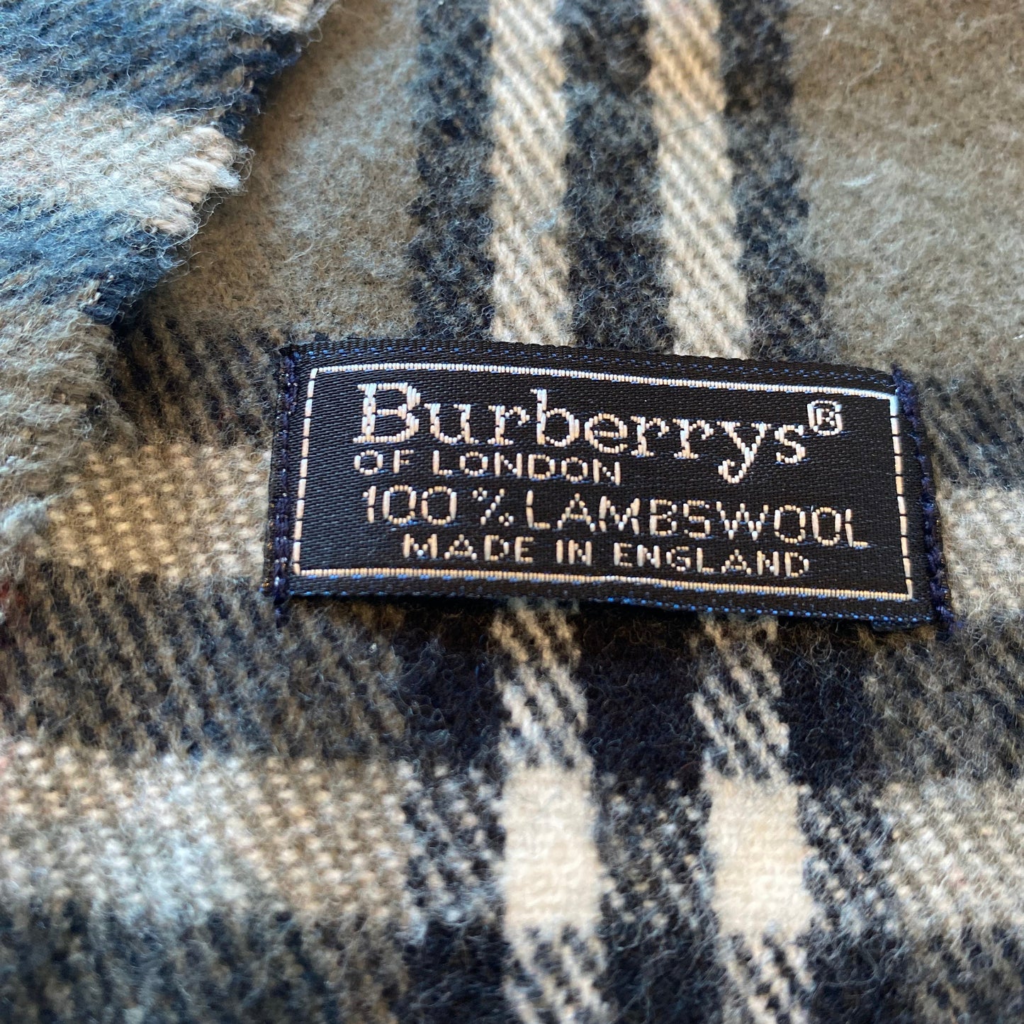 BURBERRY SCARF (OS)