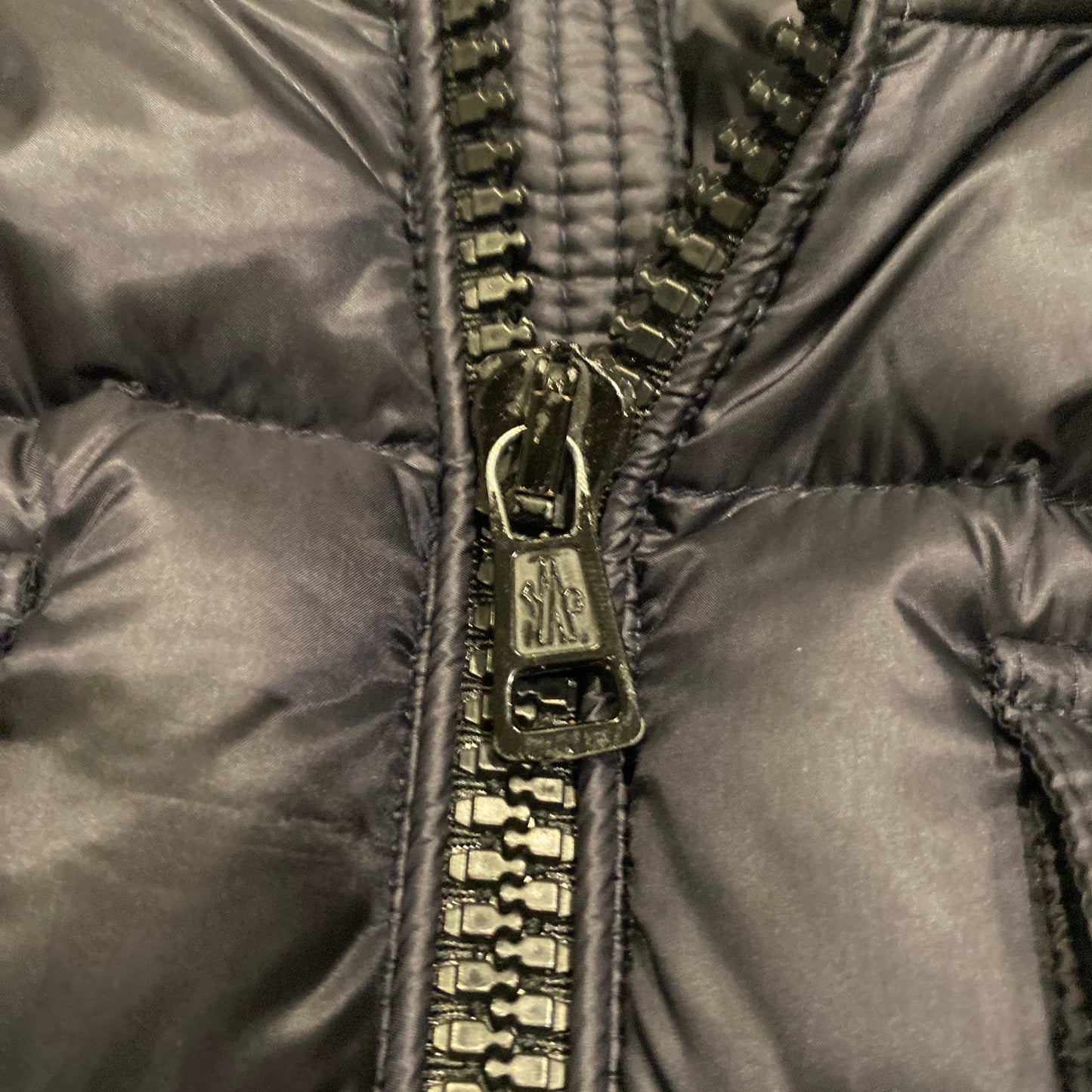 MONCLER JACKET (S)