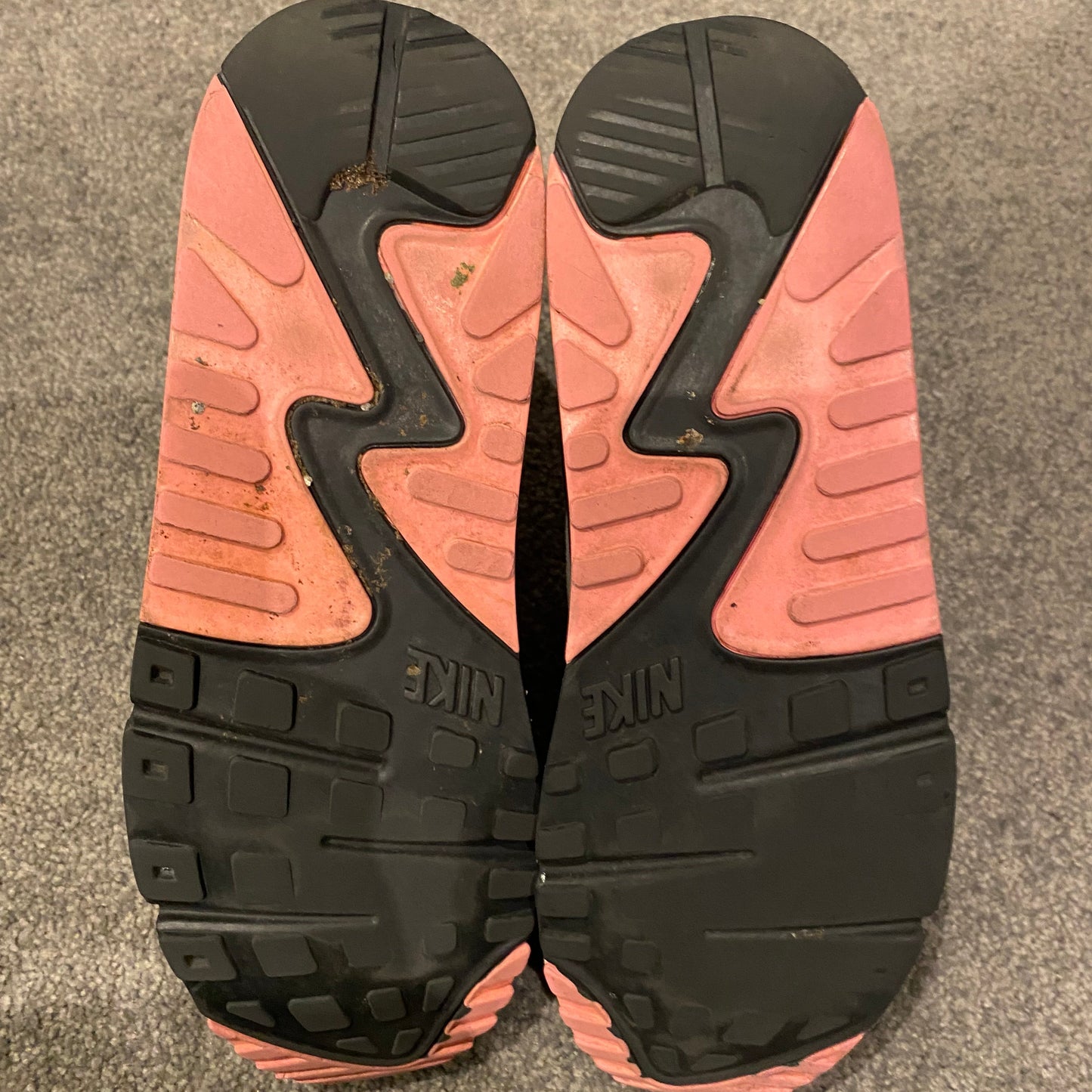 NIKE AIR MAX 90 (PINK FOAMS)