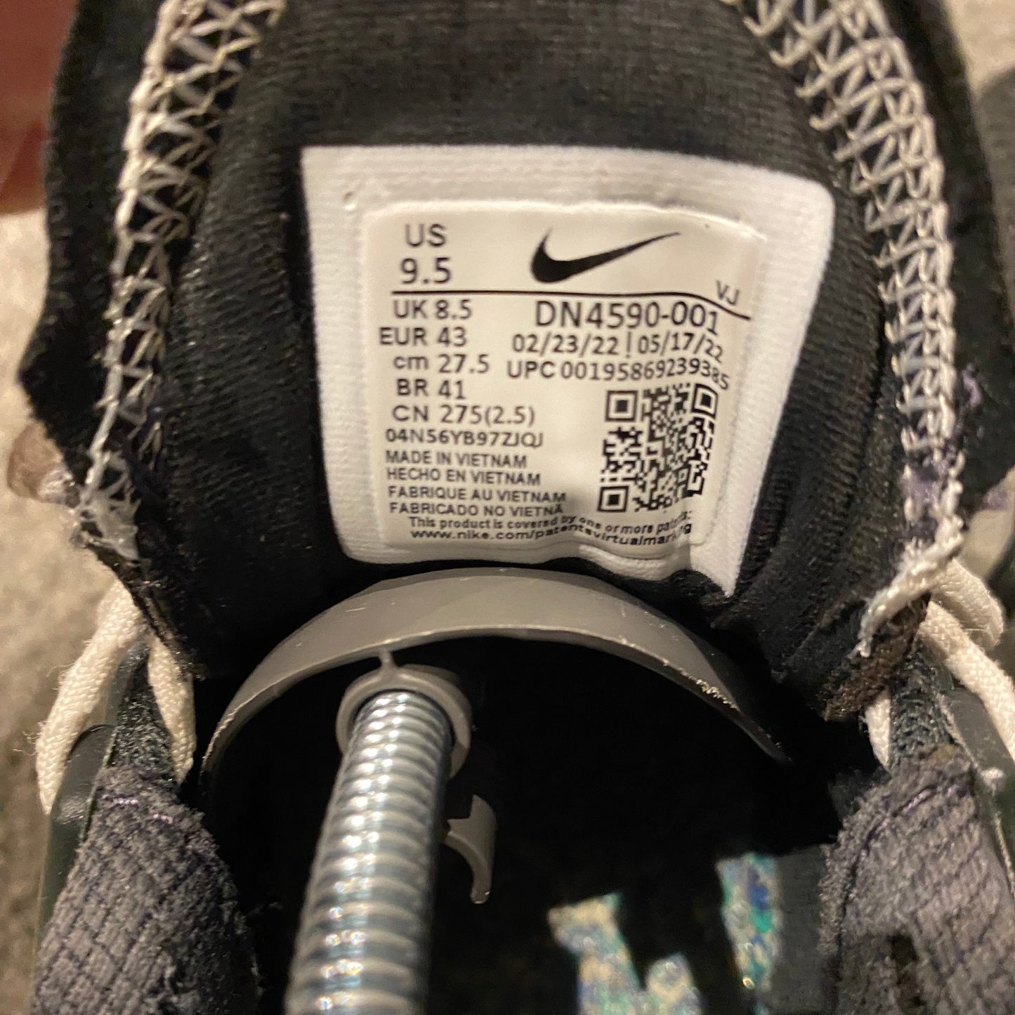 NIKE AIR MAX TERRASCAPES (9.5)